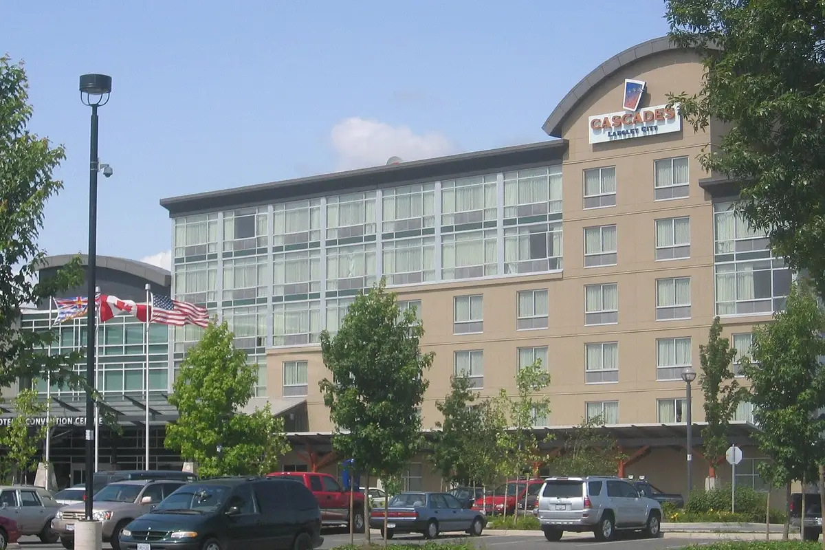 Immeuble de l’hôtel et du casino Cascades à Langley City